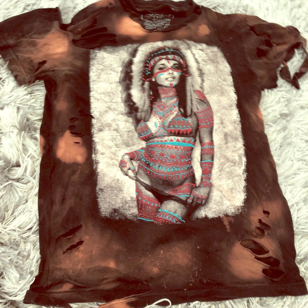 Bleached graphic tee